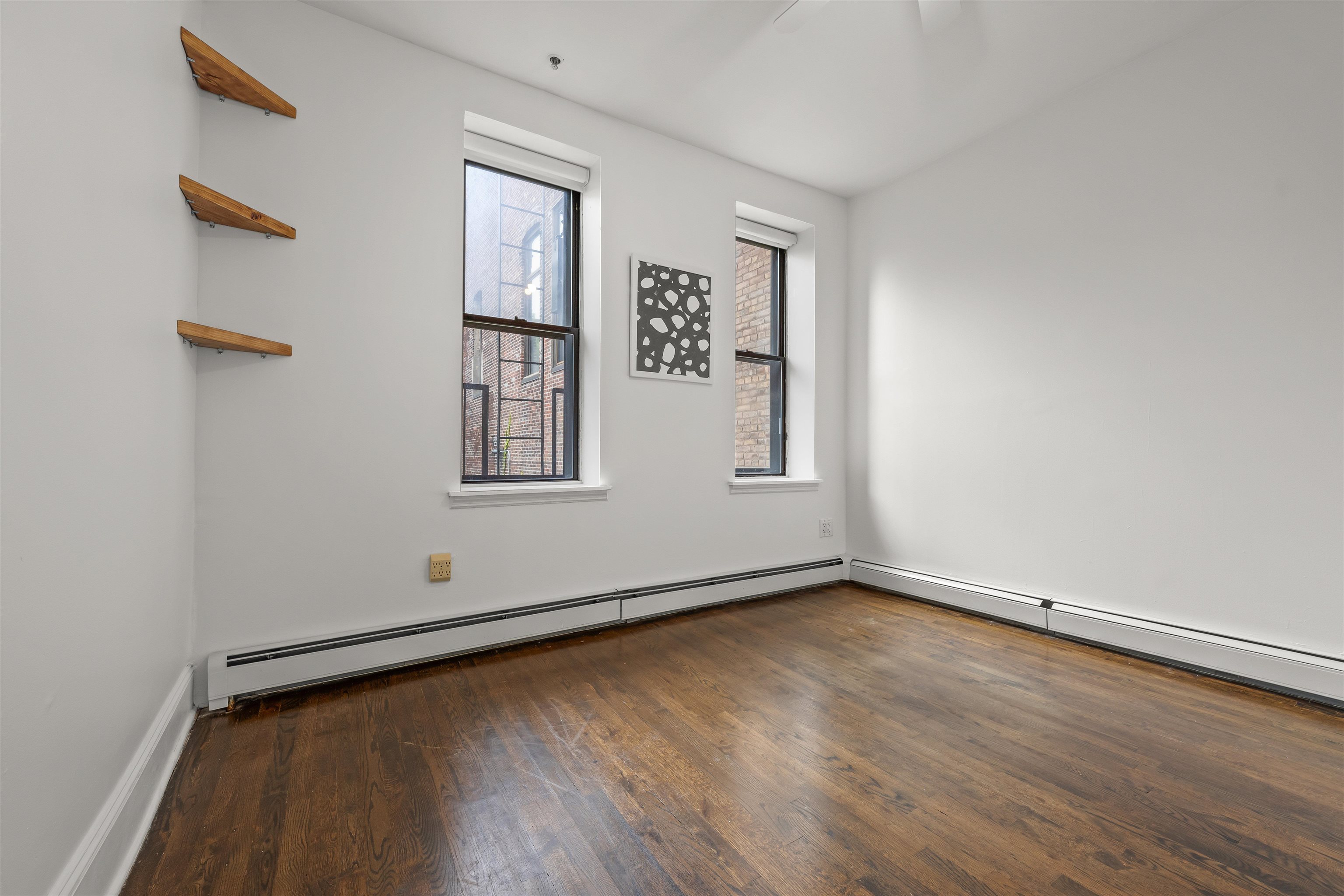 297 PAVONIA AVE Unit: 2A