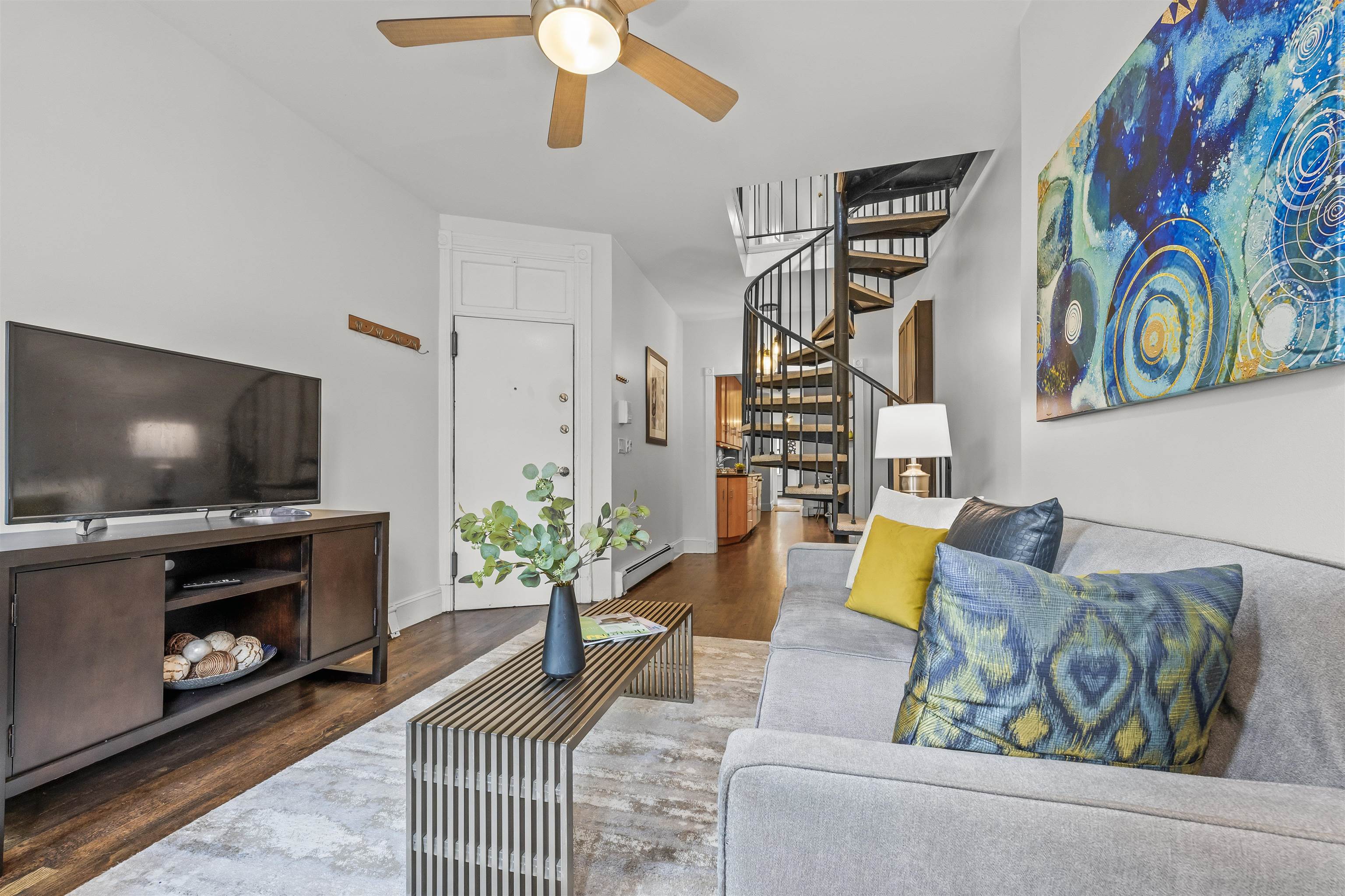 297 PAVONIA AVE Unit: 2A