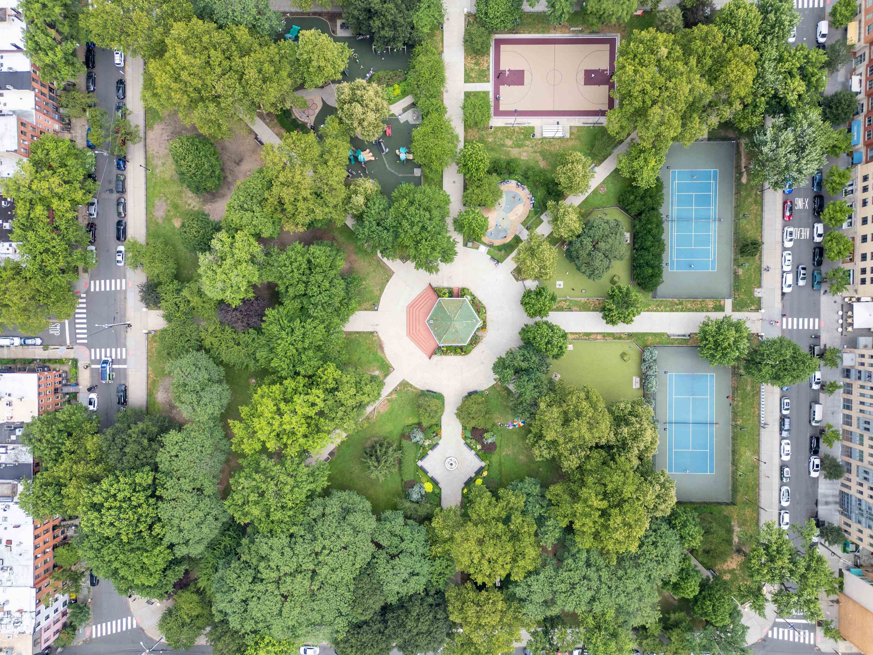 297 PAVONIA AVE Unit: 2A