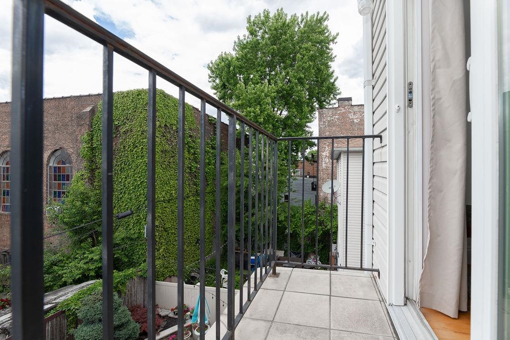 213 NEW YORK AVE Unit: 2