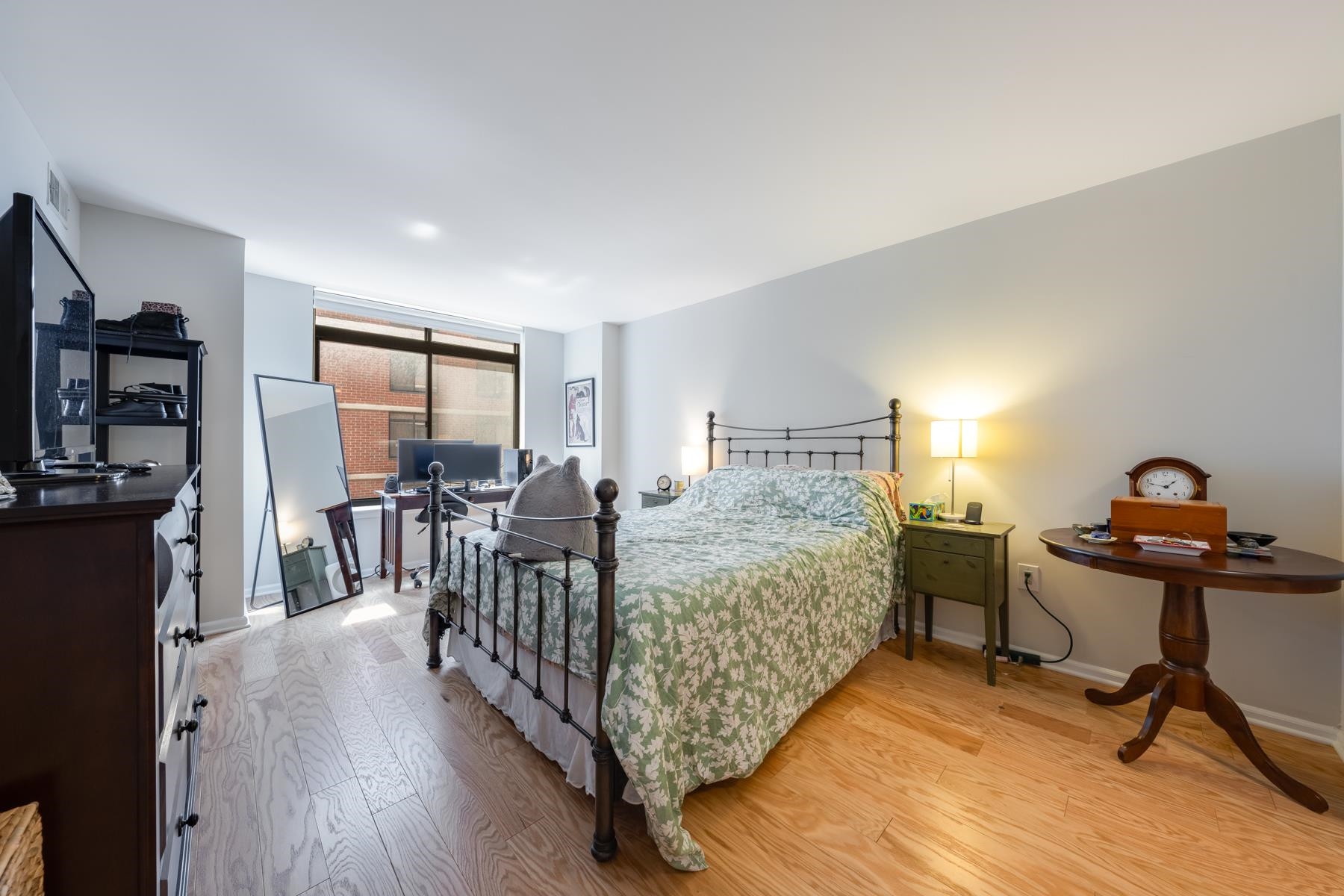 700 1ST ST Unit: 11M