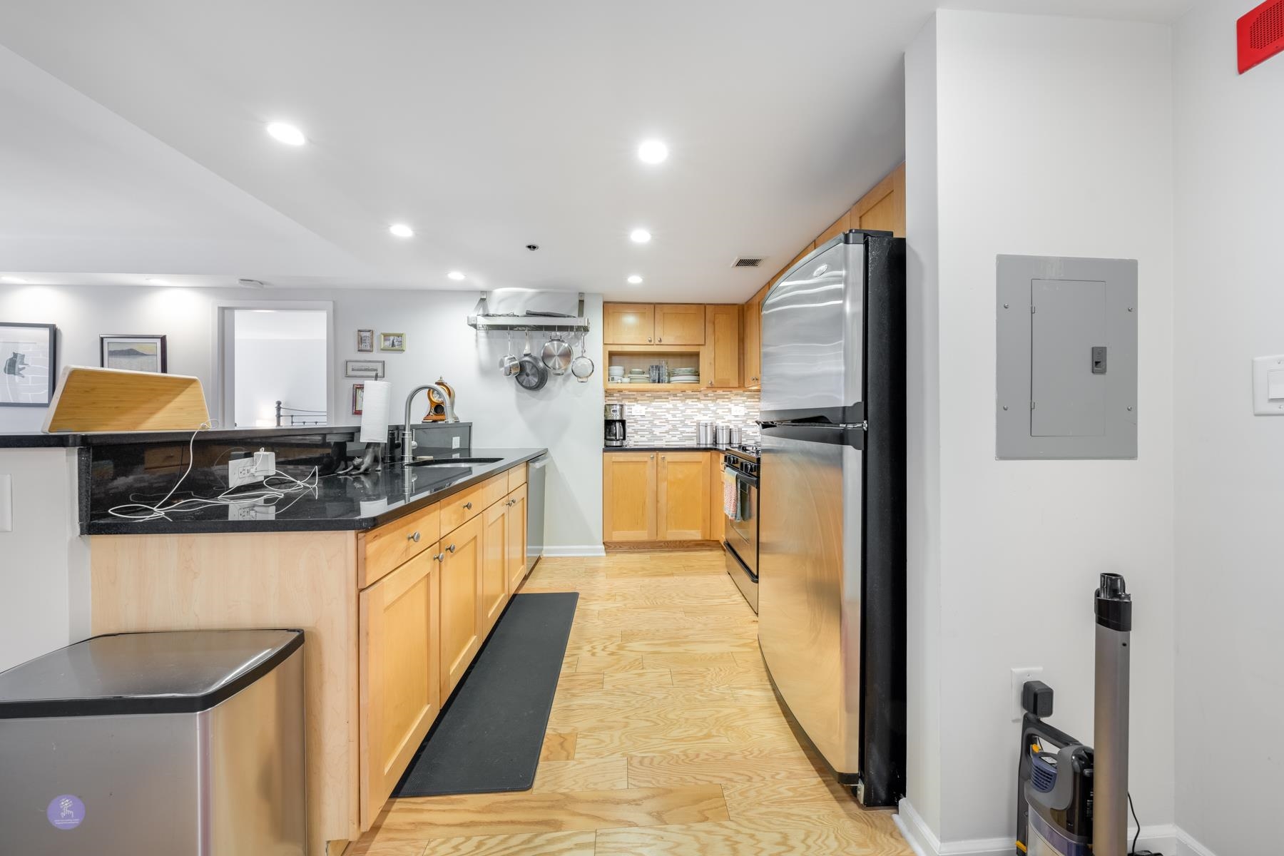 700 1ST ST Unit: 11M