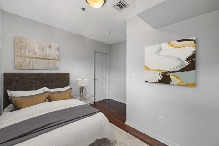 354 3RD ST Unit: 4