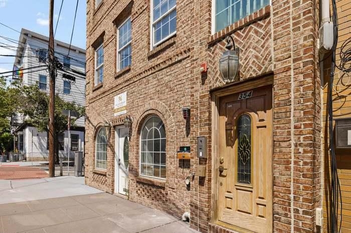 354 3RD ST Unit: 4