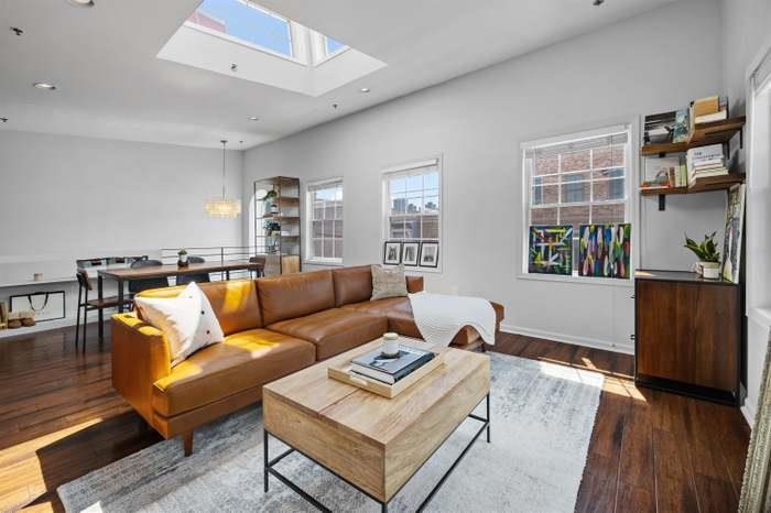 354 3RD ST Unit: 4