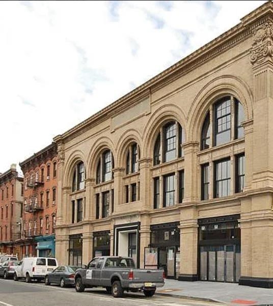 8 ERIE ST Unit: 306