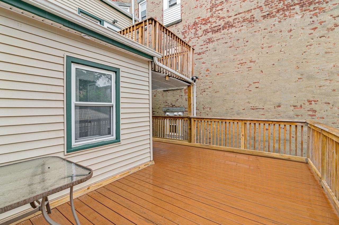 211 NEW YORK AVE Unit: 1