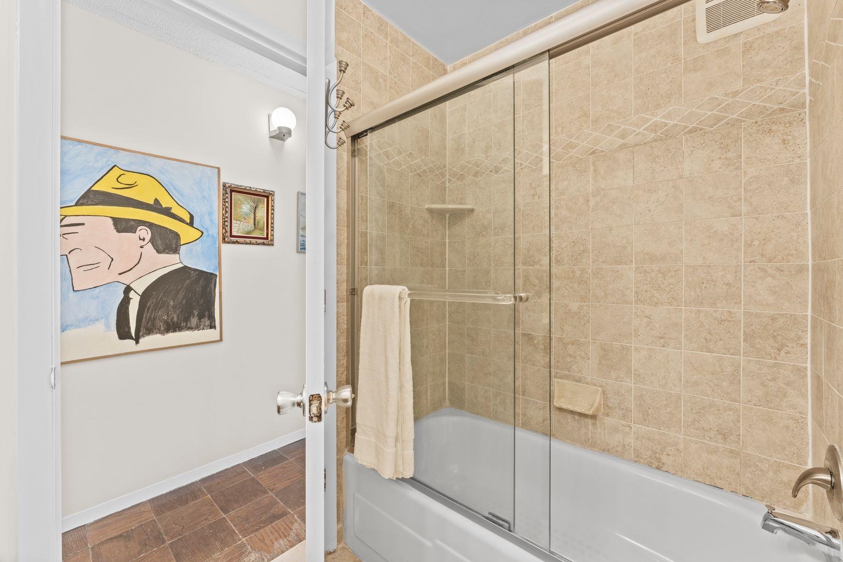 250 GORGE RD Unit: 14J