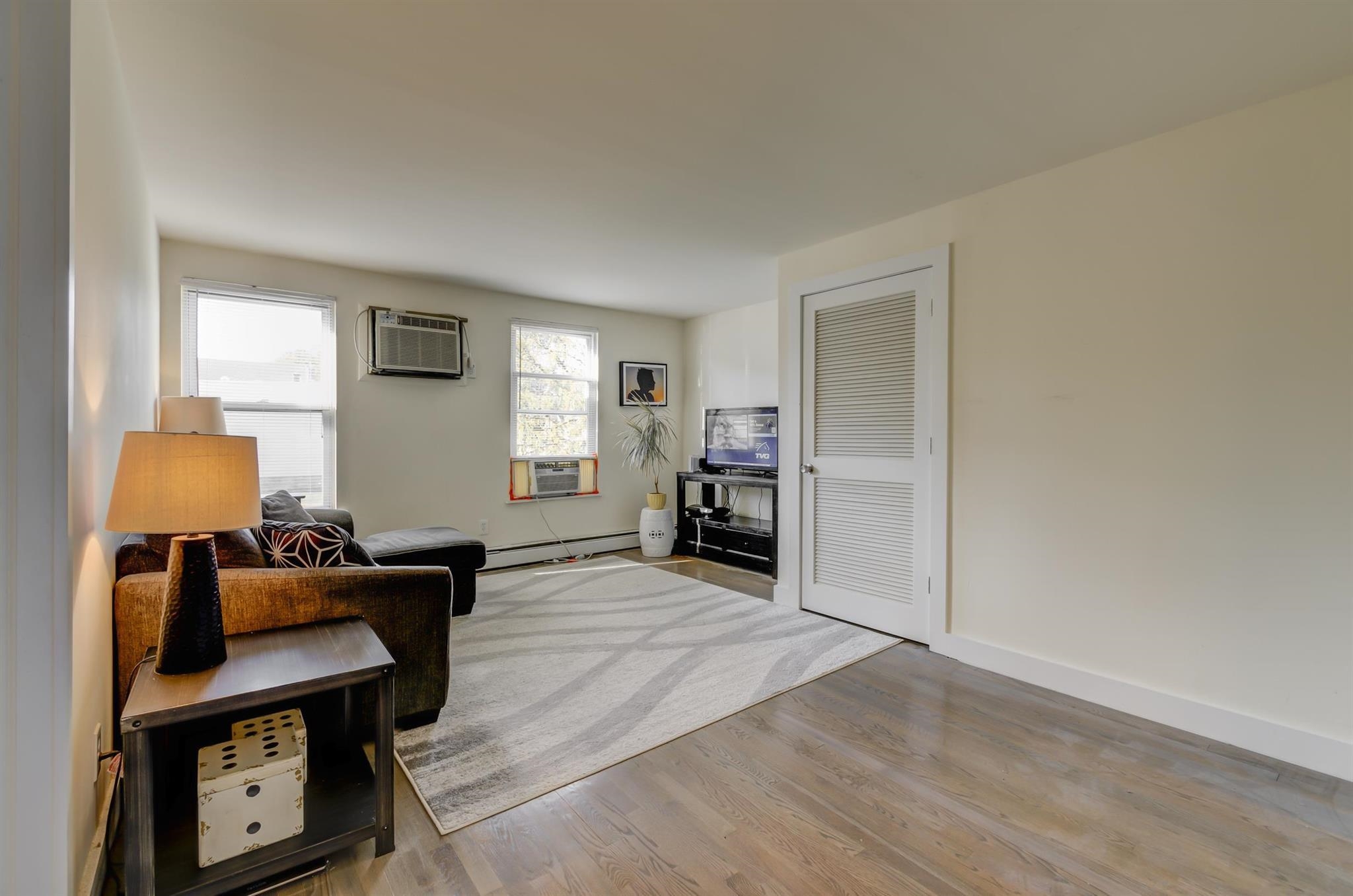 794 BROADWAY Unit: 2