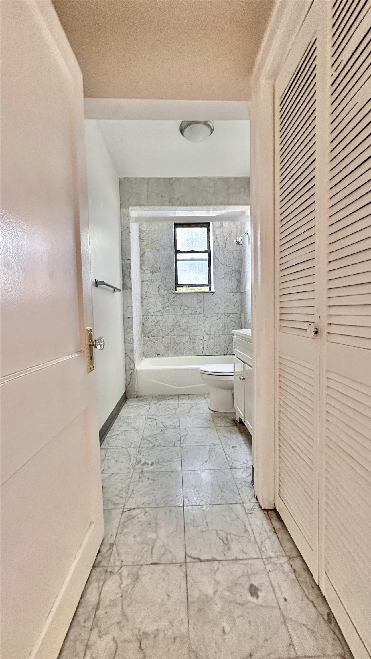 75 FAIRVIEW AVE Unit: 34