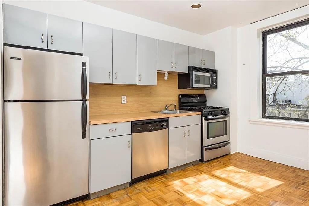 75 FAIRVIEW AVE Unit: 34