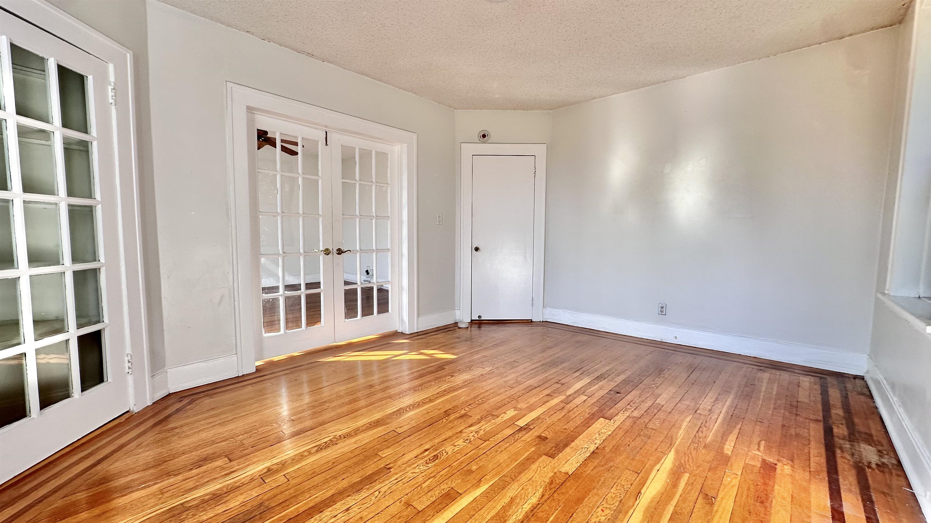 75 FAIRVIEW AVE Unit: 34