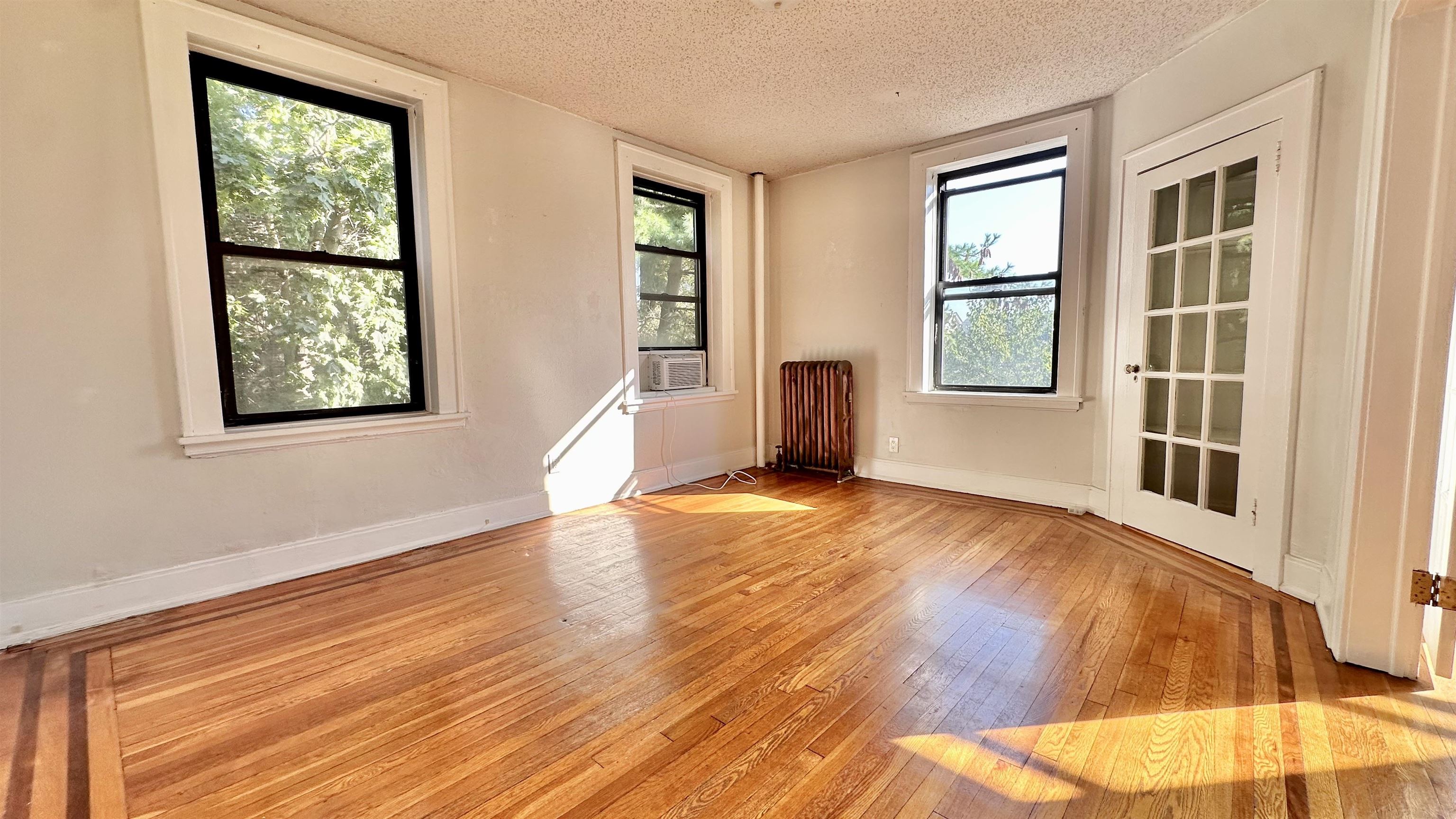 75 FAIRVIEW AVE Unit: 34