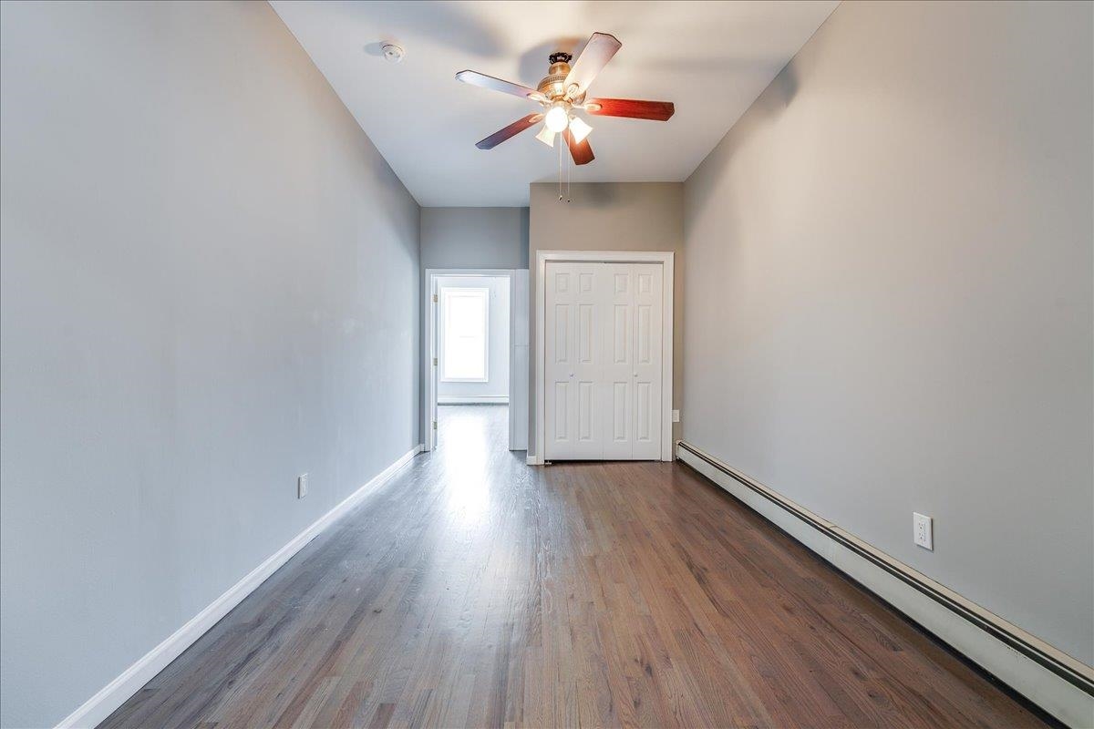 402 GRAND ST Unit: 3S / 302