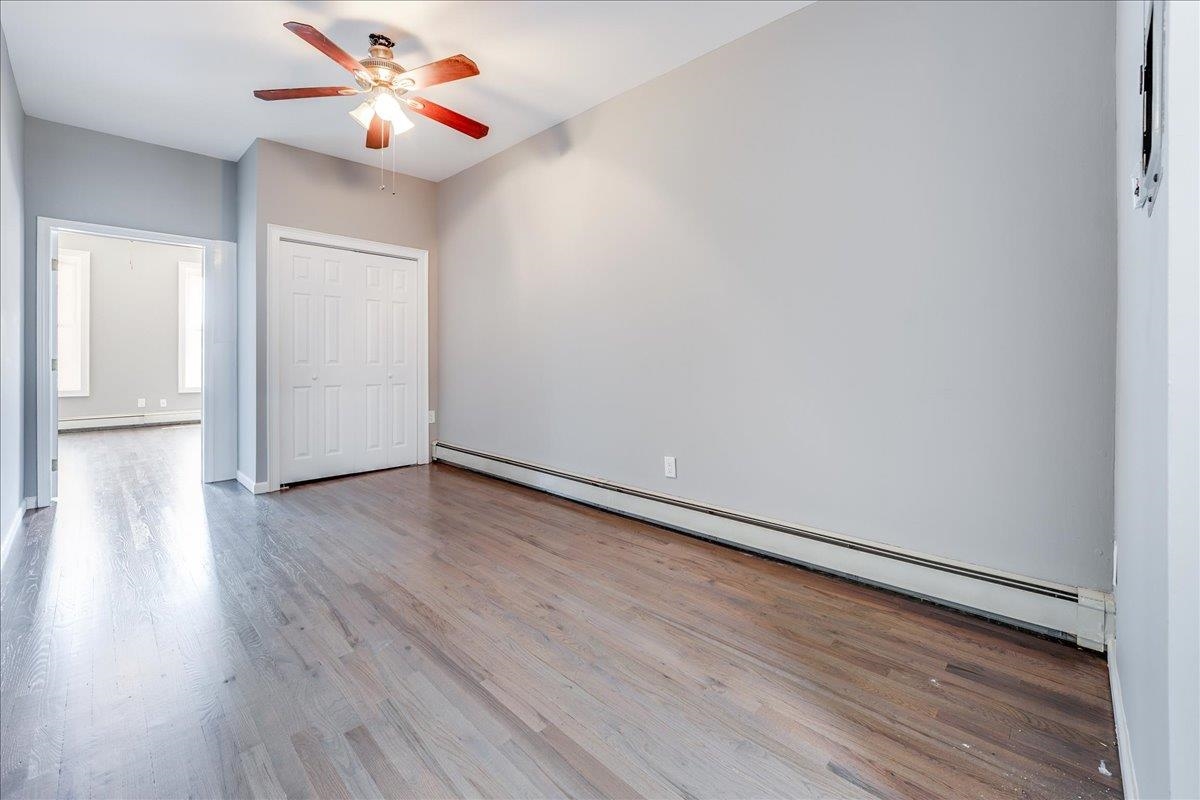 402 GRAND ST Unit: 3S / 302