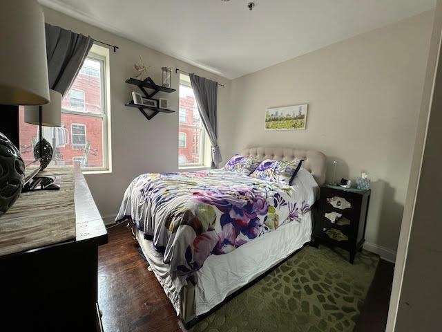 231 GRAND ST Unit: 3R