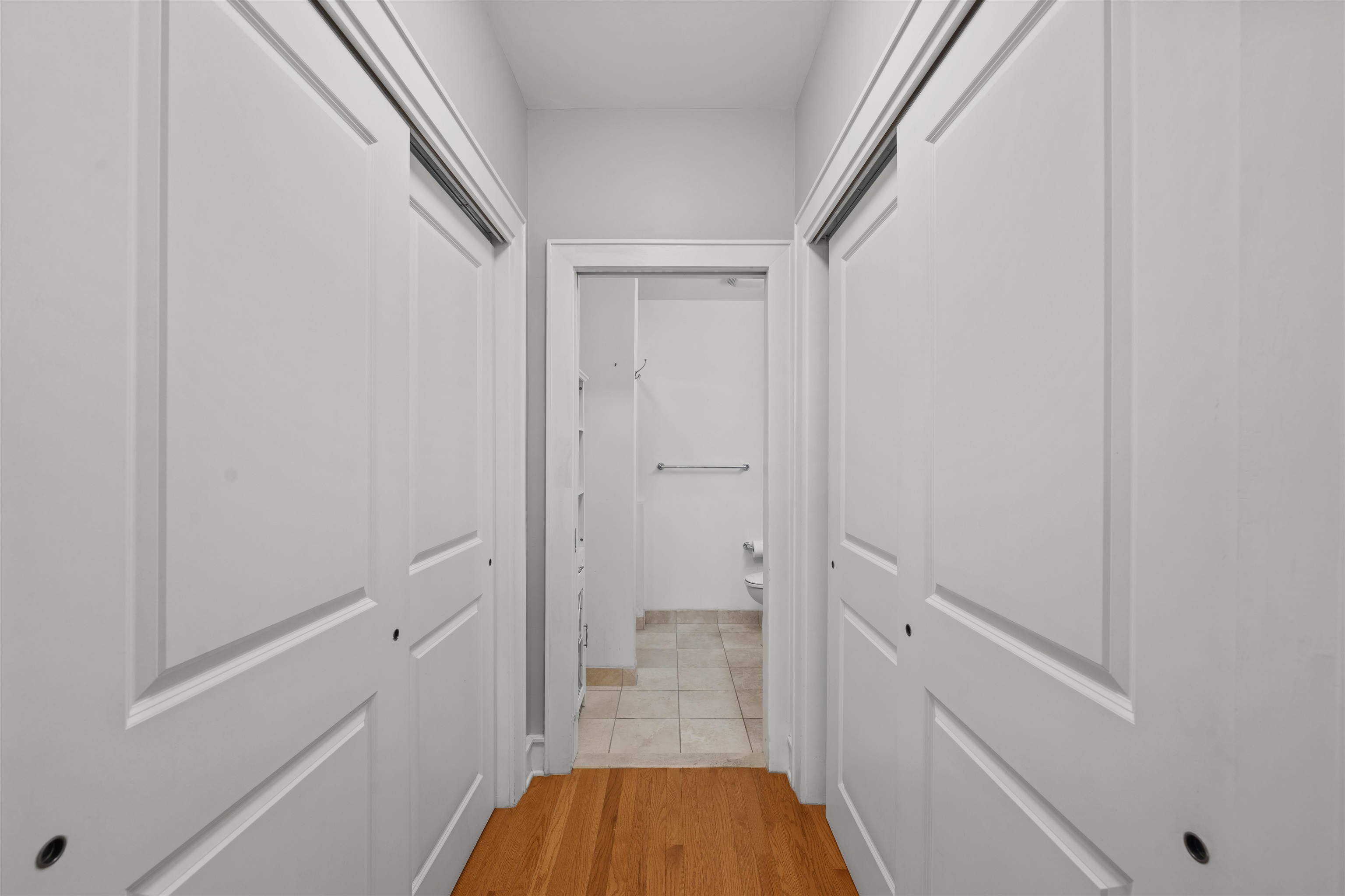 904 JEFFERSON ST Unit: 5I