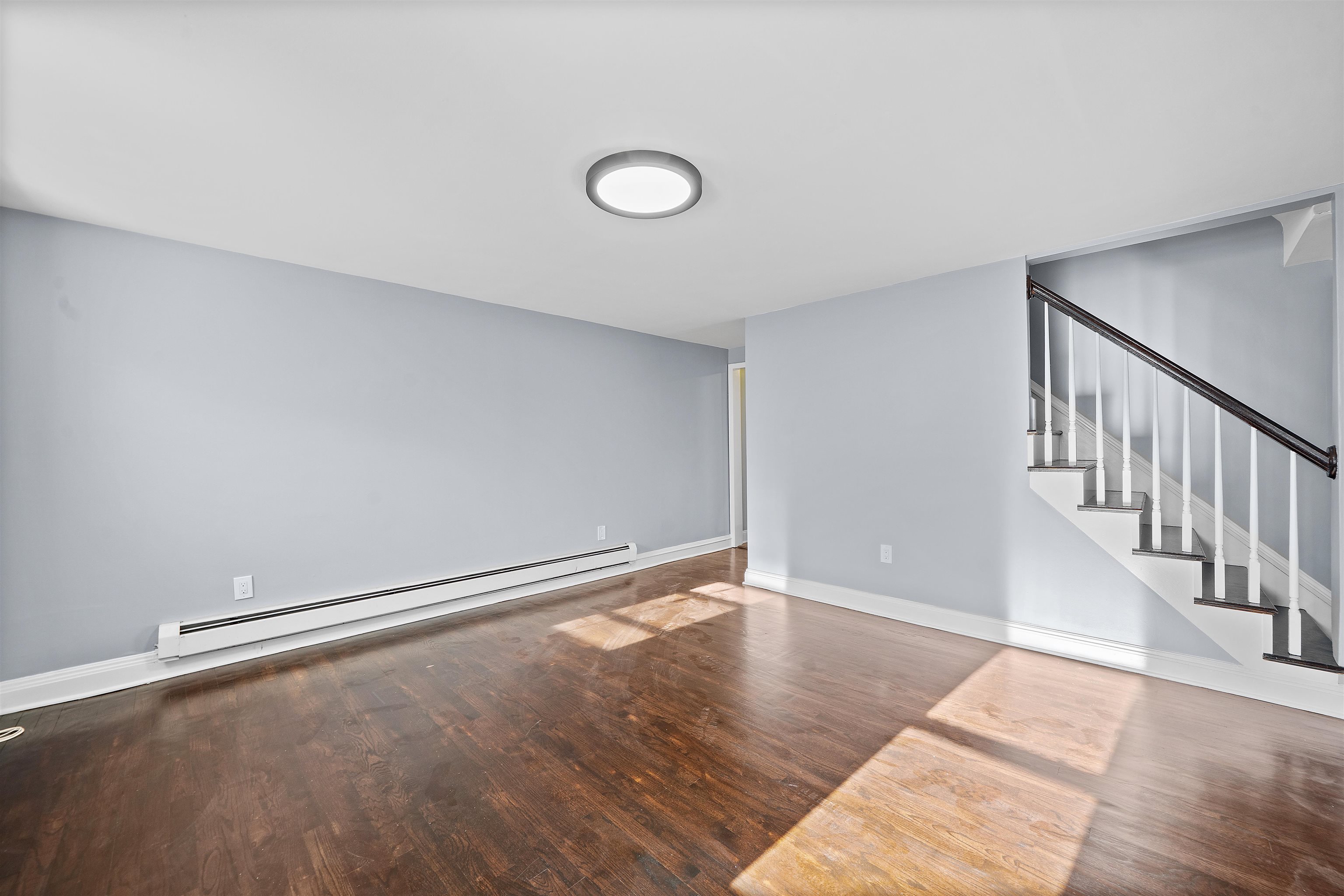 211 NEW YORK AVE Unit: 1