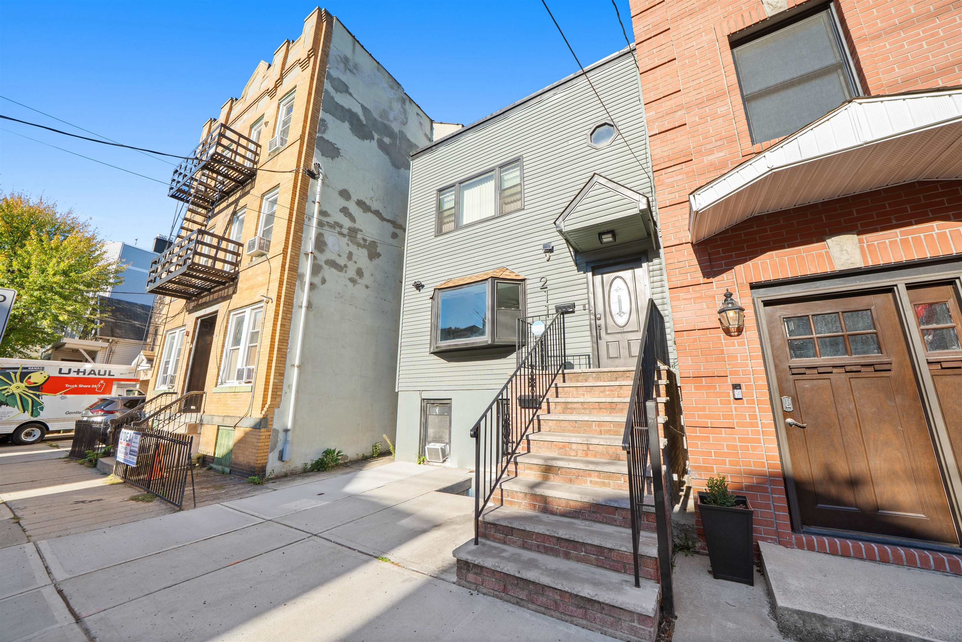 211 NEW YORK AVE Unit: 1