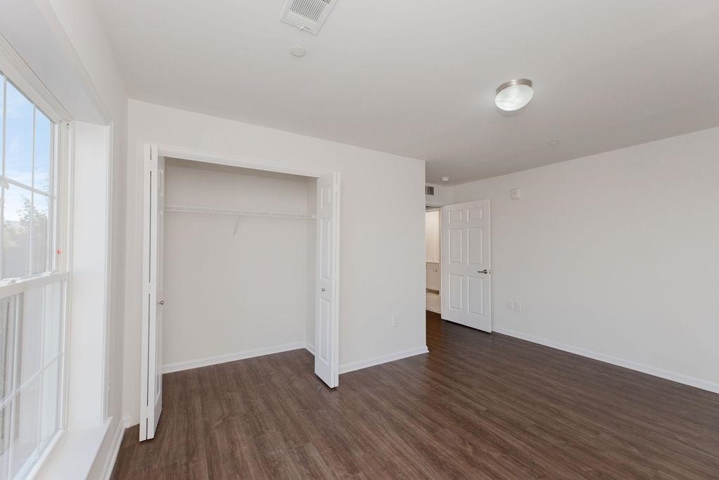 162-170 SOUTH ORANGE AVE Unit: 404