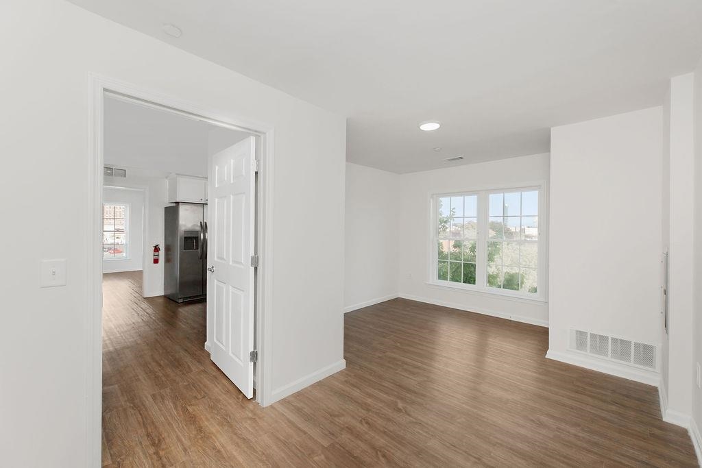162-170 SOUTH ORANGE AVE Unit: 404