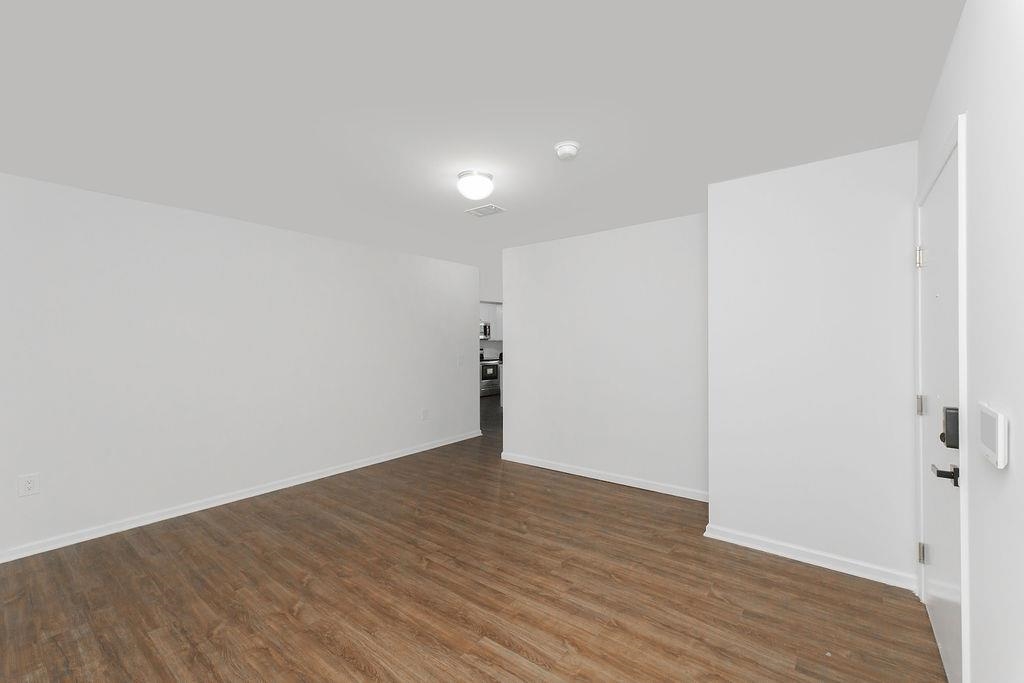 162-170 SOUTH ORANGE AVE Unit: 404