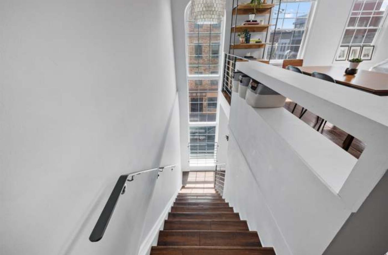 354 3RD ST Unit: 4