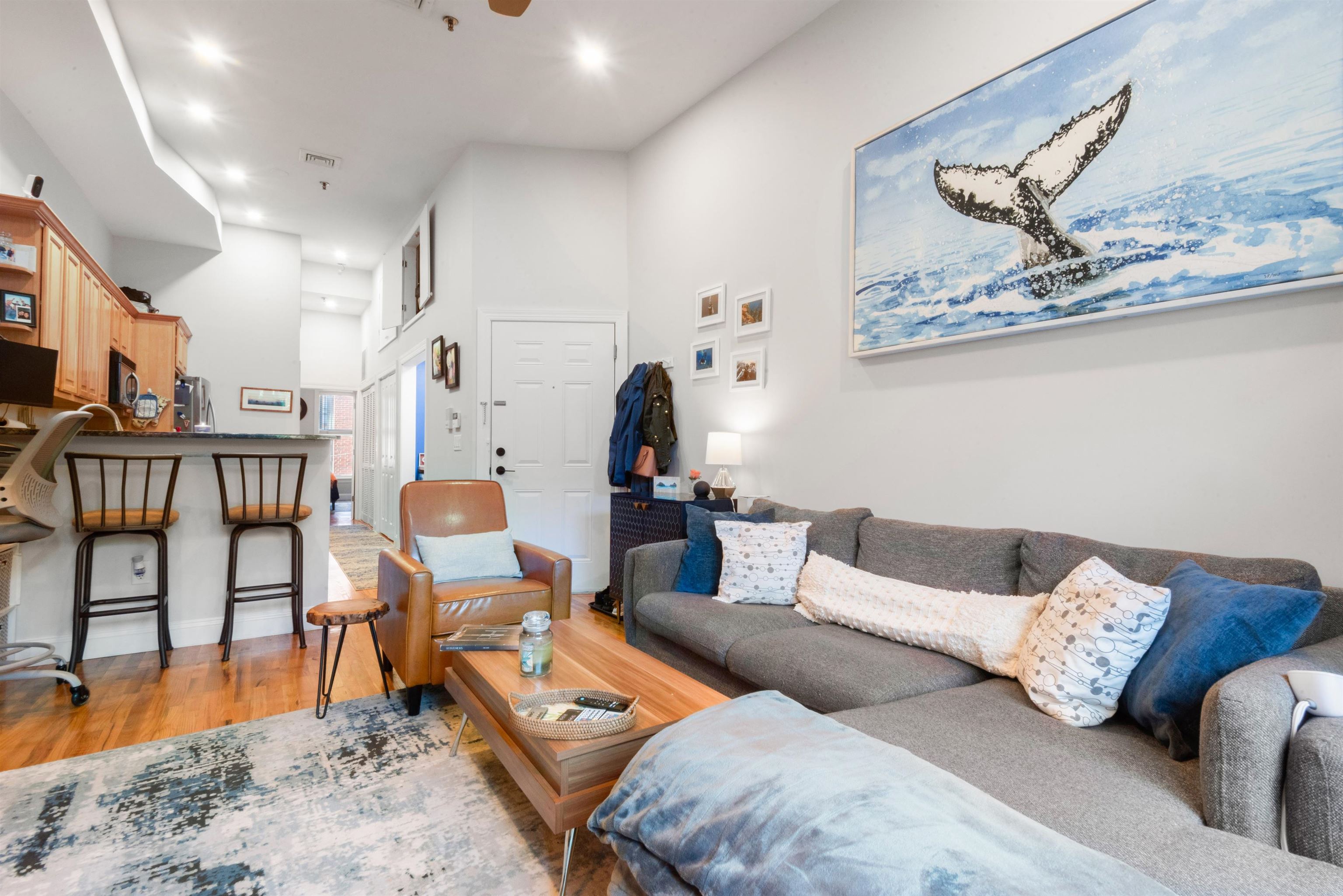 215 CLINTON ST Unit: 3R