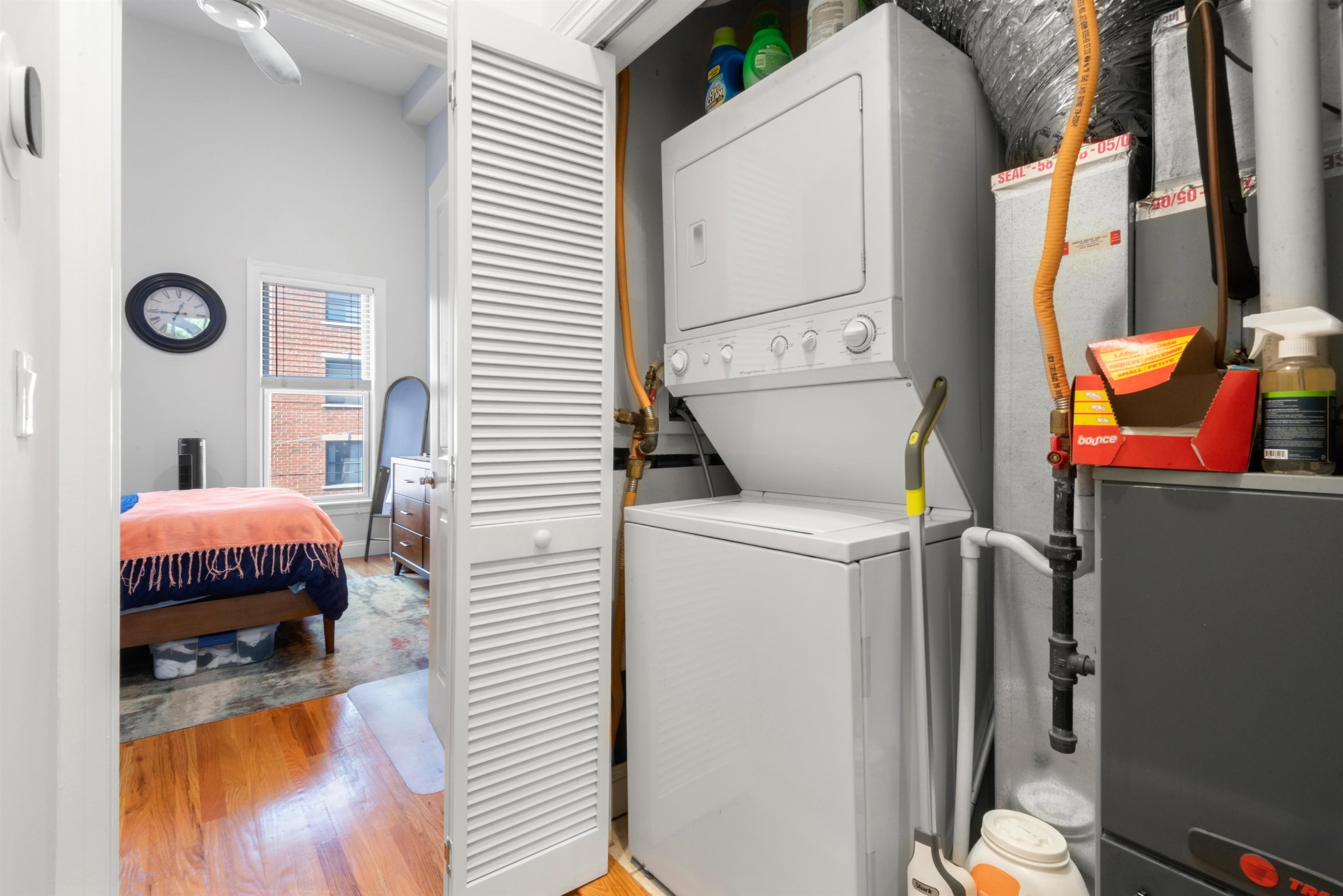 215 CLINTON ST Unit: 3R