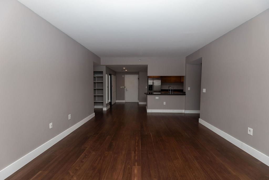 102 CHRISTOPHER COLUMBUS DR Unit: 306