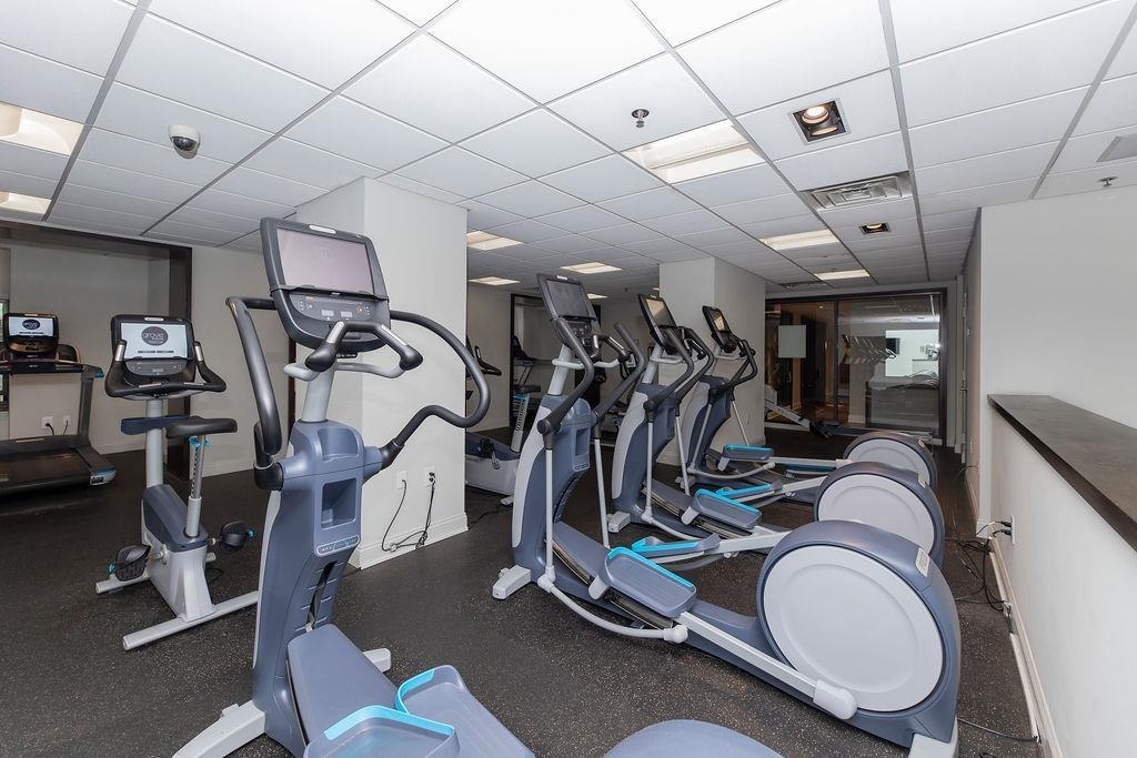 102 CHRISTOPHER COLUMBUS DR Unit: 306