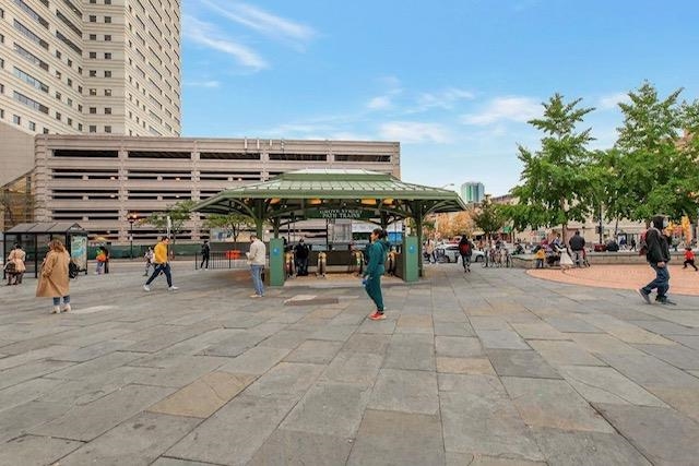 102 CHRISTOPHER COLUMBUS DR Unit: 306