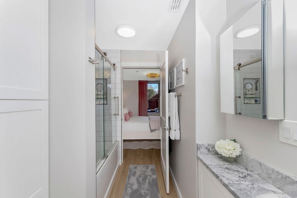 26 AVENUE AT PORT IMPERIAL Unit: B37