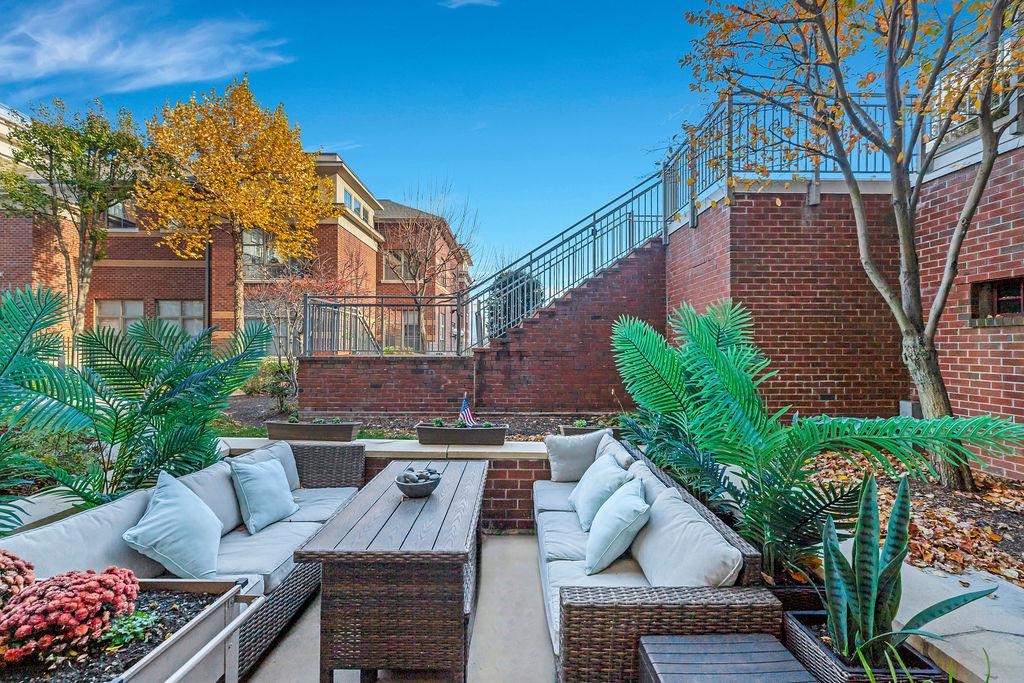 26 AVENUE AT PORT IMPERIAL Unit: B37