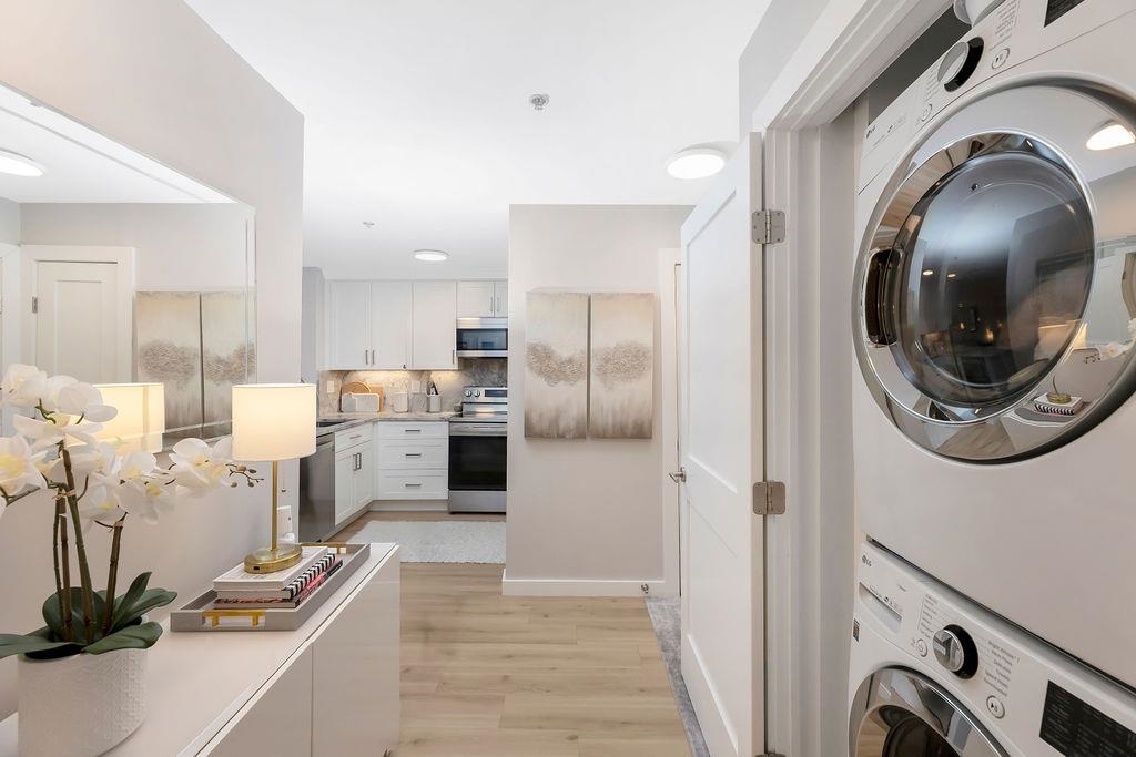 26 AVENUE AT PORT IMPERIAL Unit: B37