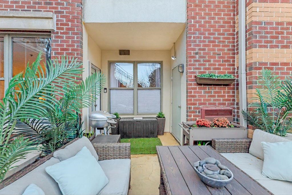 26 AVENUE AT PORT IMPERIAL Unit: B37