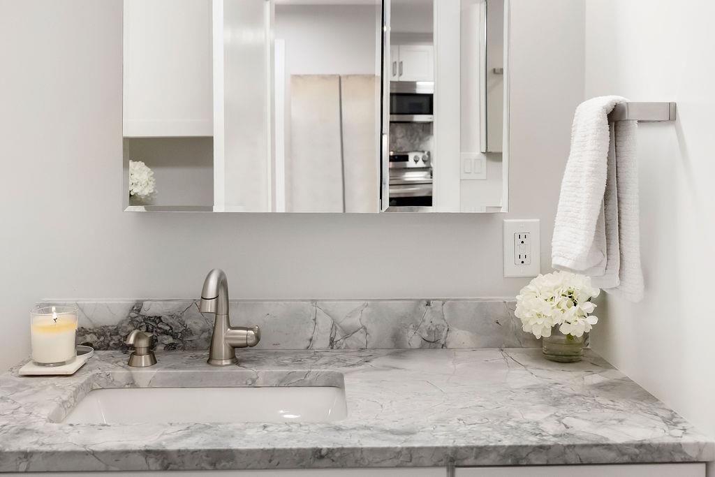 26 AVENUE AT PORT IMPERIAL Unit: B37