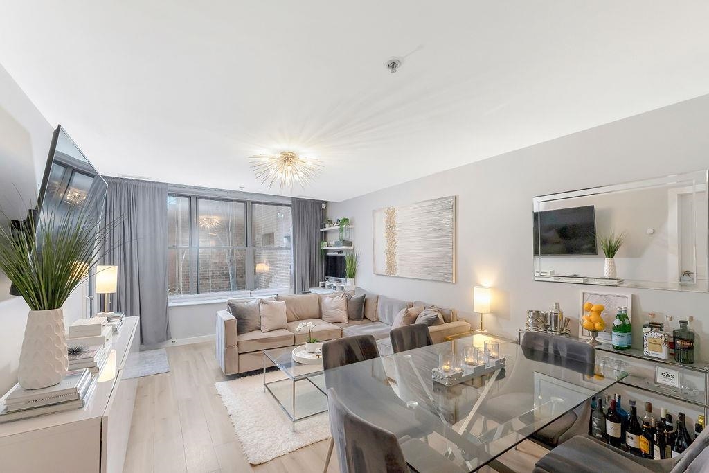 26 AVENUE AT PORT IMPERIAL Unit: B37