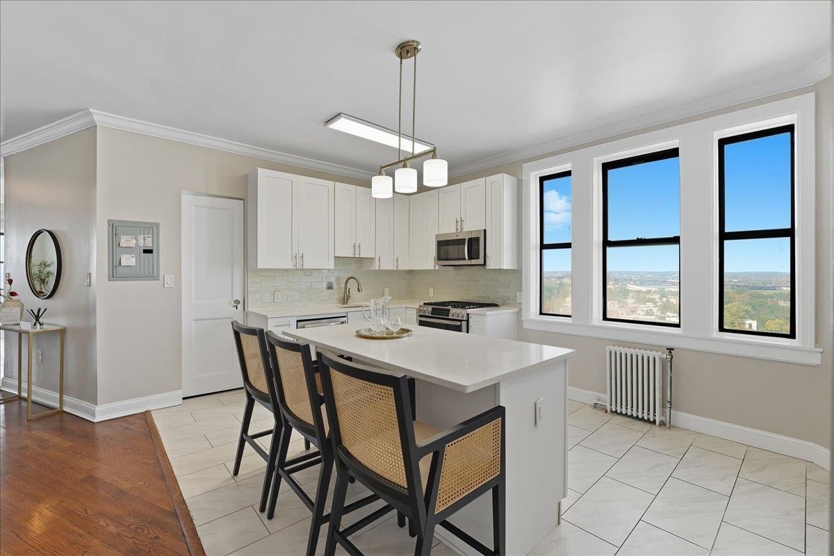 2600 JOHN F KENNEDY BLVD Unit: 10