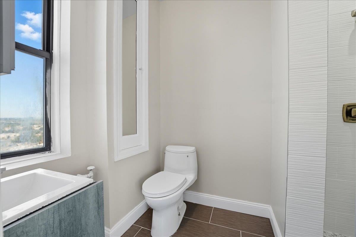 2600 JOHN F KENNEDY BLVD Unit: 10