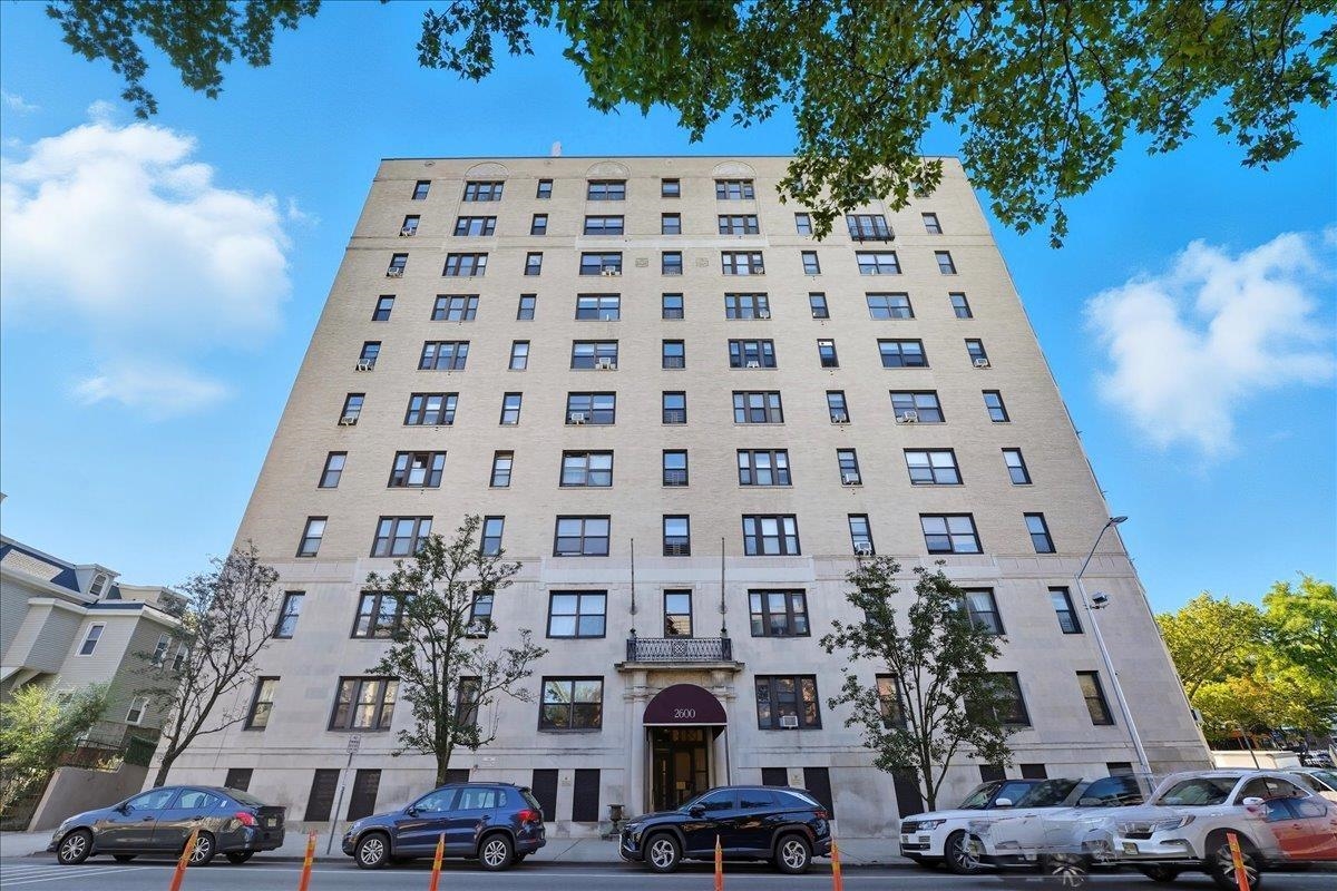 2600 JOHN F KENNEDY BLVD Unit: 10
