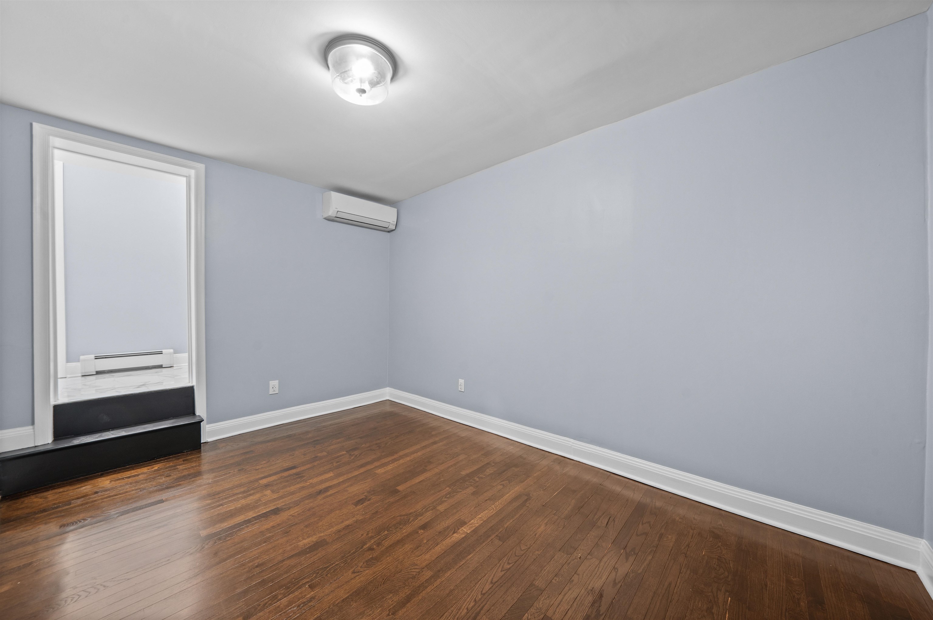 211 NEW YORK AVE Unit: 1