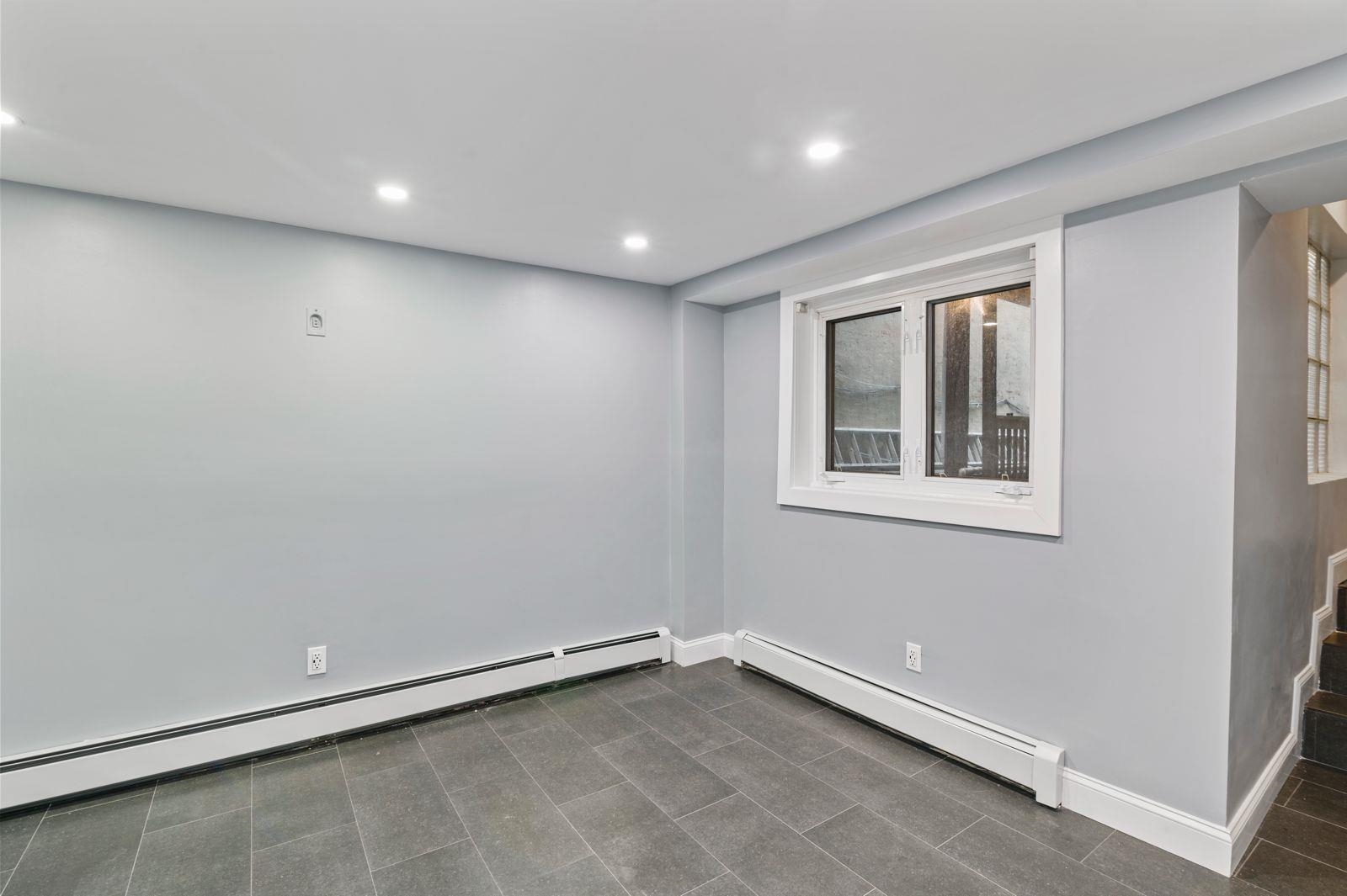 211 NEW YORK AVE Unit: 1