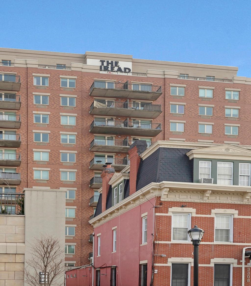 3312 HUDSON AVE Unit: 8N