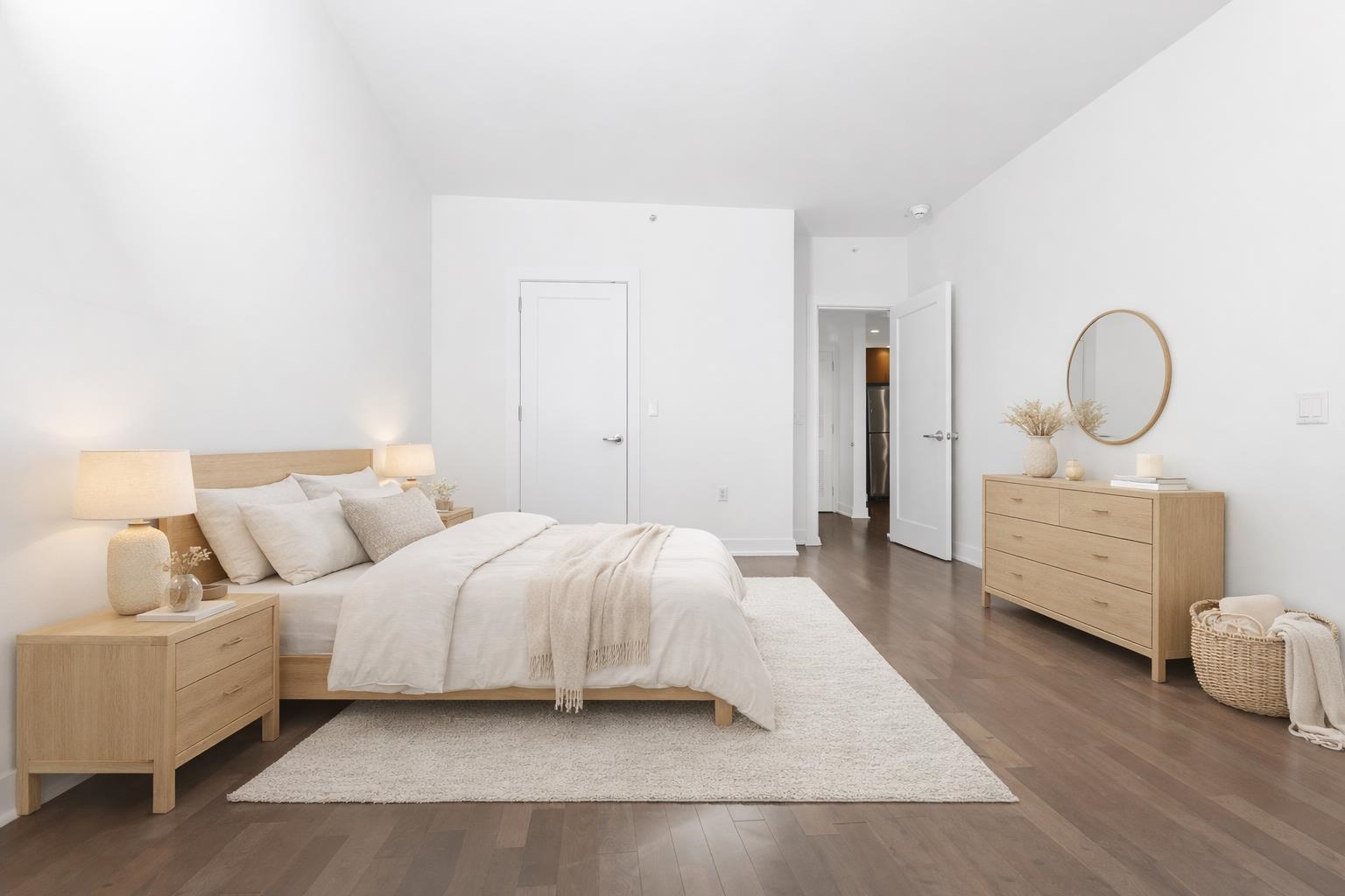 3312 HUDSON AVE Unit: 8N