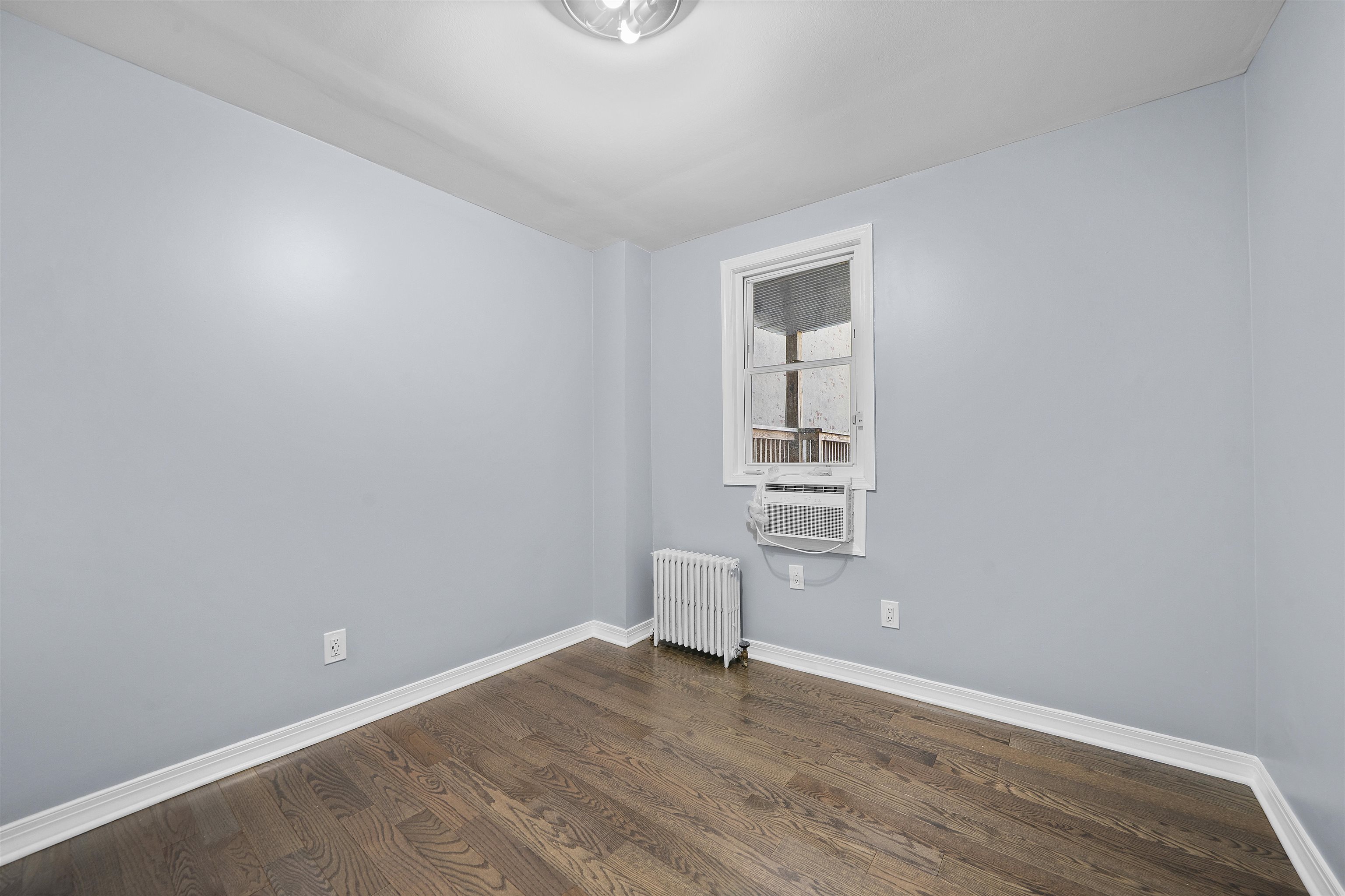 211 NEW YORK AVE Unit: 1