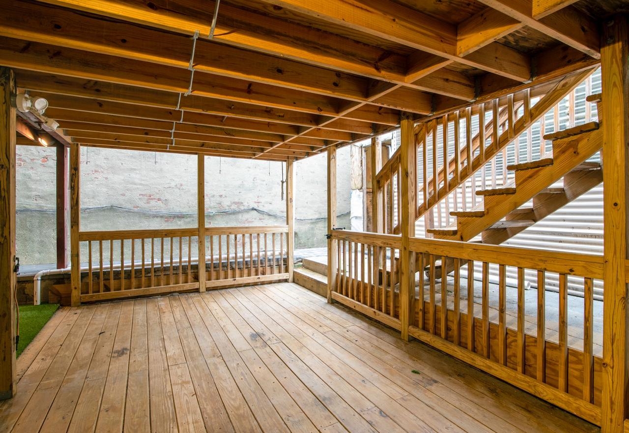 211 NEW YORK AVE Unit: 1