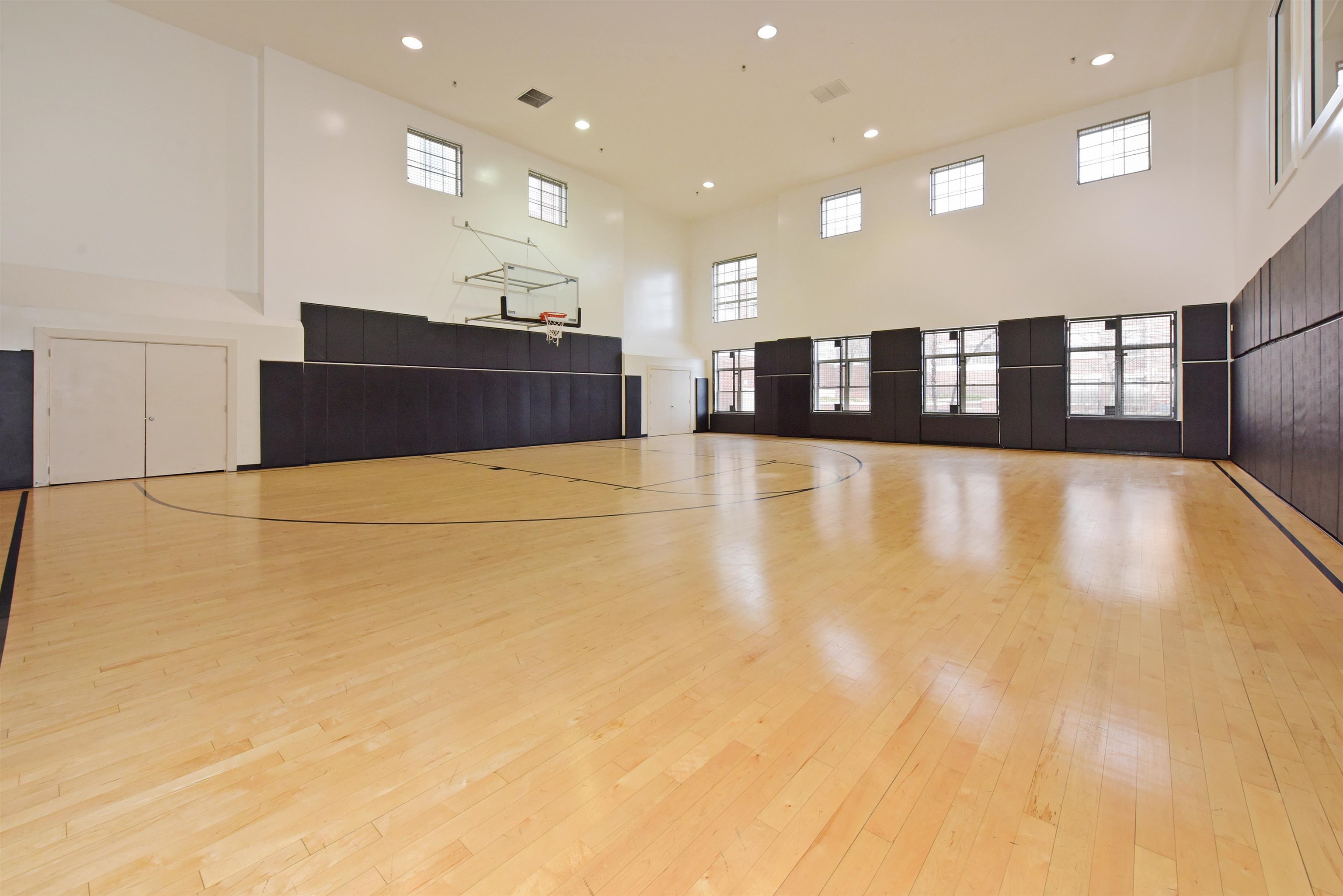 24 AVENUE AT PORT IMPERIAL Unit: 318