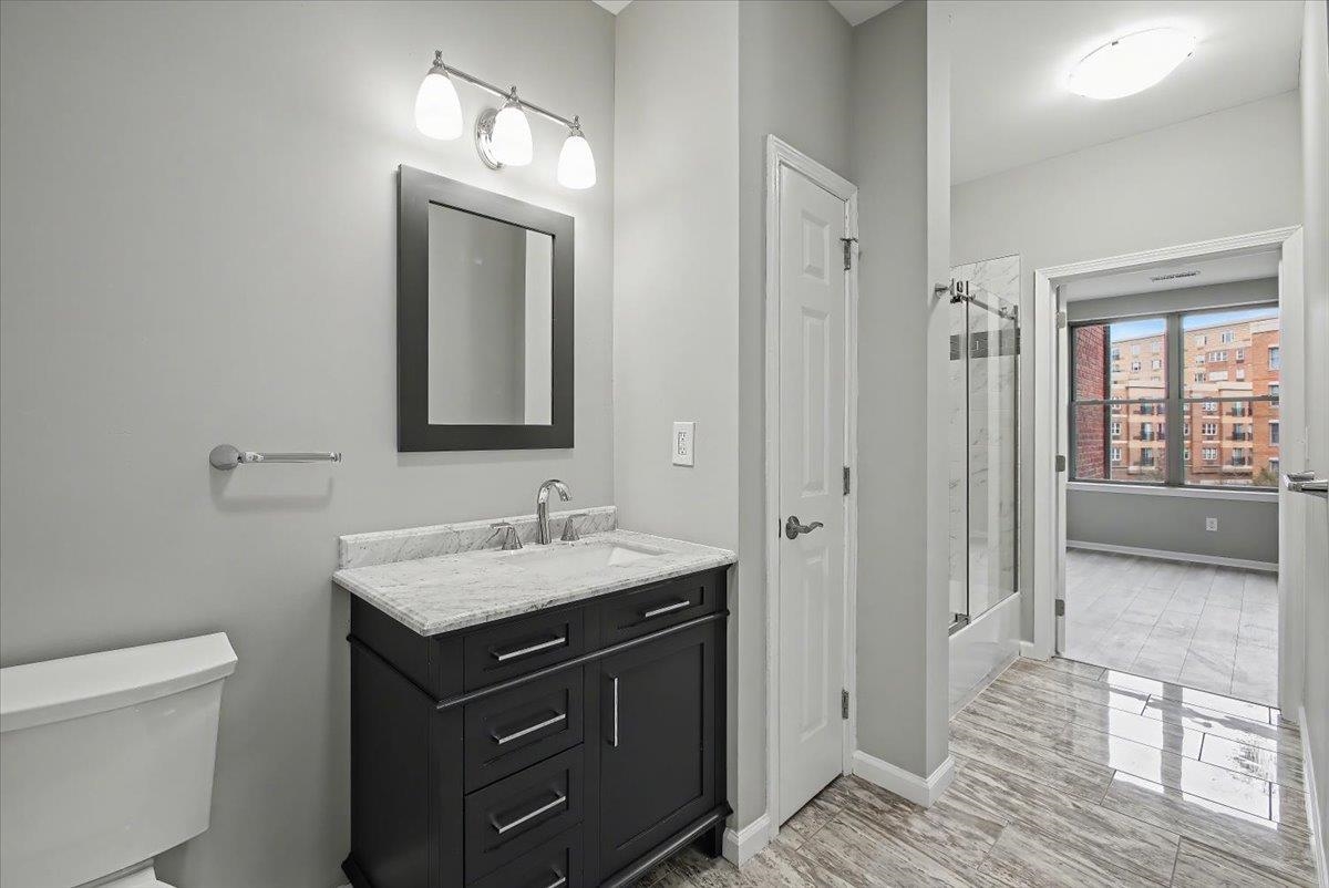 24 AVENUE AT PORT IMPERIAL Unit: 318