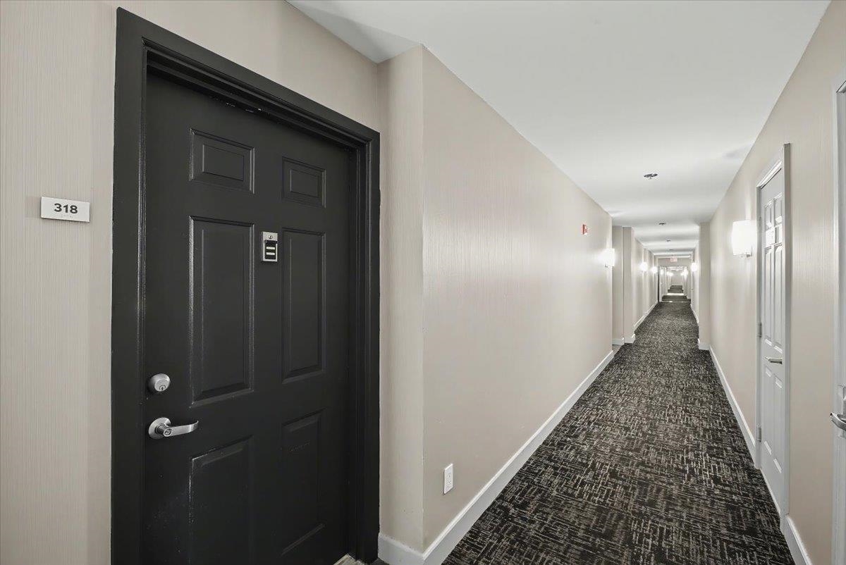 24 AVENUE AT PORT IMPERIAL Unit: 318